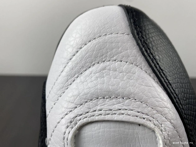 Taxi 130690-125 Retro Jordan (2013) 12 0818